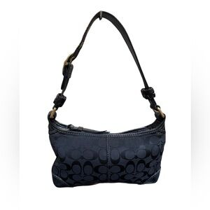 Coach Signature Bleecker Hobo